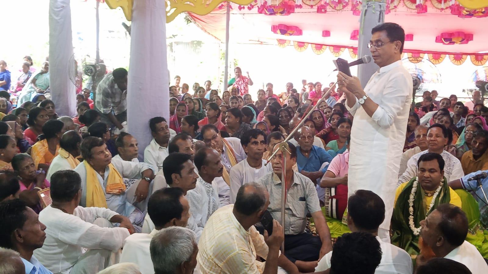 সকল ধর্মের মানুষের সমান অধিকারে বিশ্বাস করে বিএনপি: মজিবুর রহমান