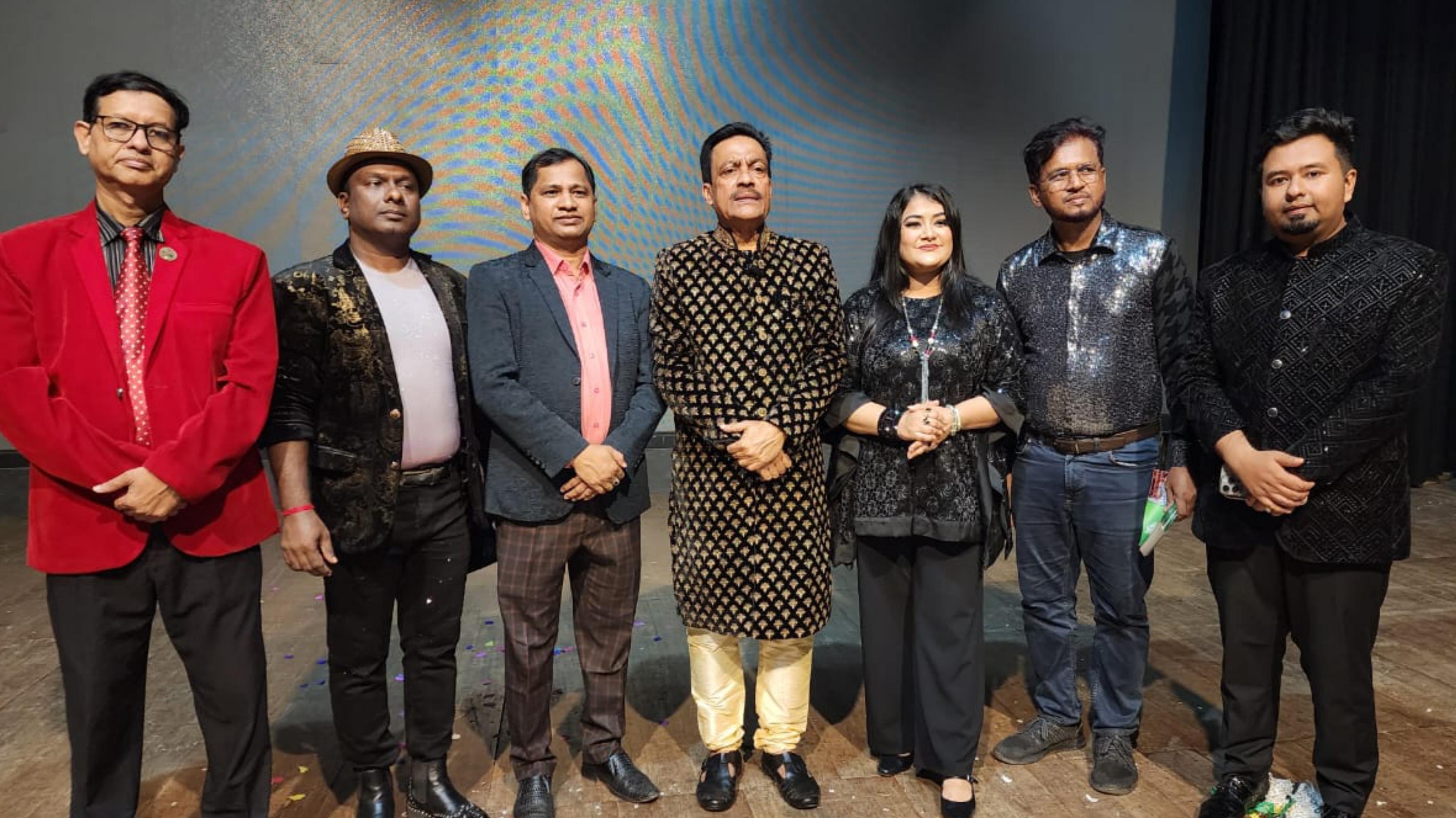 জাতীয় নাট্যশালায় ‘তারুণ্যের জাদু সন্ধ্যা’: জাদুশিল্পীদের মনোমুগ্ধকর পরিবেশনা