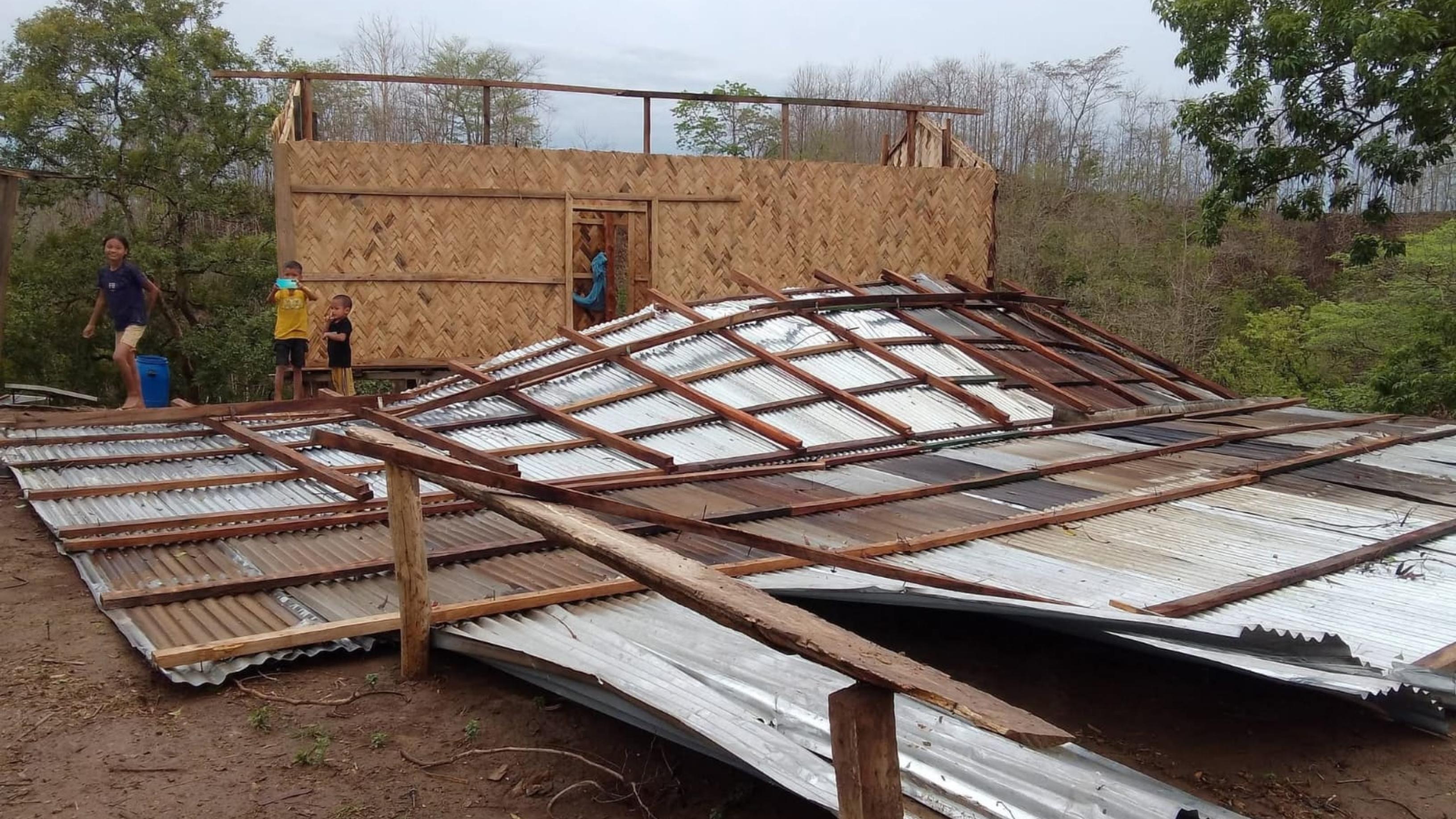 কালবৈশাখীর তান্ডবে সাজেকে ৬টি বসতঘর বিধ্বস্ত