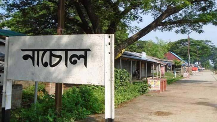 বরেন্দ্রর পুকুর খননে অনিয়মের অভিযোগ, কাঙ্ক্ষিত সেবা থেকে বঞ্চিত নাচোলের কৃষক